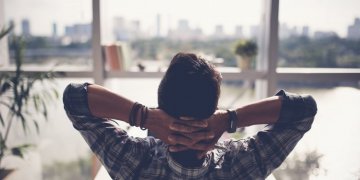 Keni shumë kohë të lirë? Nuk ju bën mirë për shëndetin dhe lumturinë!