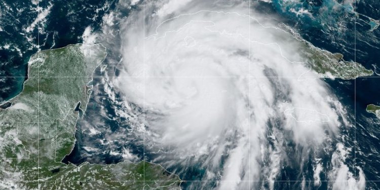 Uragani “Ian”, mund të jetë “diçka që nuk e kemi parë asnjëherë në jetën tonë”!