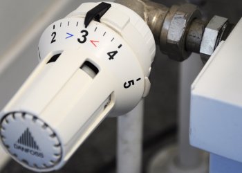 A do të burgosen zviceranët për ngrohjen e shtëpive mbi 19°C?