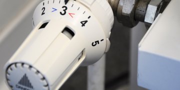 A do të burgosen zviceranët për ngrohjen e shtëpive mbi 19°C?