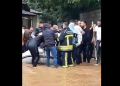 Një foshnje që evakuohet nga zjarrfikësit, spital i përmbytur, Gjakova në gjendje të rëndë pas vërshimeve!