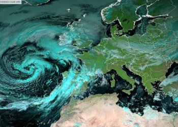 Cikloni masiv në Atlantik nxit anticiklonin afrikan!