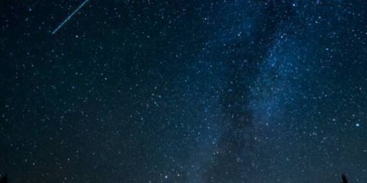 Qielli do të dhurojë spektakël, sot dhe nesër prisni “shiun” e meteorëve që bien mbi tokë!