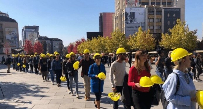 Biznesmeni kosovar: Nga viti i ardhshëm do të marr punëtorë nga Indonezia e Pakistani