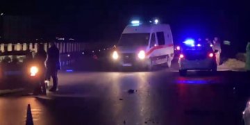 Aksident i rëndë trafiku në rrugën për Komoran, dy të vdekur