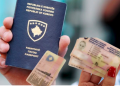 Mungon materiali, qytetarët në Kosovë mbesin pa pasaporta dhe patentë shoferë