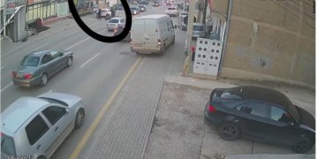 Vetura shkel këmbësorin në zebra në Vranjevc të Prishtinës! (Video)