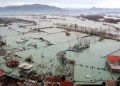 Përmbytjet/ Në Shkodër ka mungesë energjie në disa zona, dhjetra hektarë tokë nën ujë!