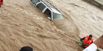 Rrugë të përmbytura e kaos, Meka goditet nga shiu i rrëmbyeshëm