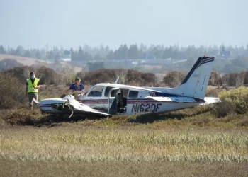 Rrëzohet një avion në SHBA, vdesin të gjithë personat në bord