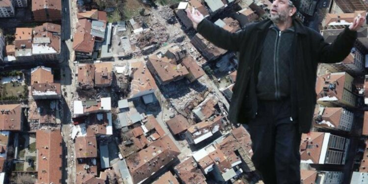 Mahniten ekspertët, lagja e ndërtuar 120 vjet më parë, e paprekur nga tërmetet, gjithçka rreth saj e shkatërruar