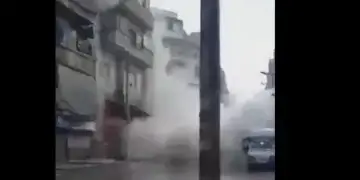 Pamje nga tërmeti i fuqishëm në Turqi, momenti kur ndërtesa shembet në pak sekonda