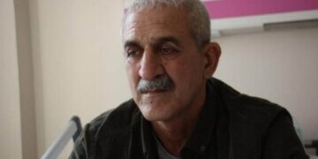 “Dikush më lëvizte natën, dëgjova një ‘boom’ të madh”, rrëfehet mes lotësh i mbijetuari nga tërmeti!