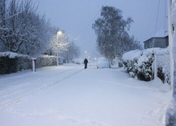Stuhia e borës godet Britaninë