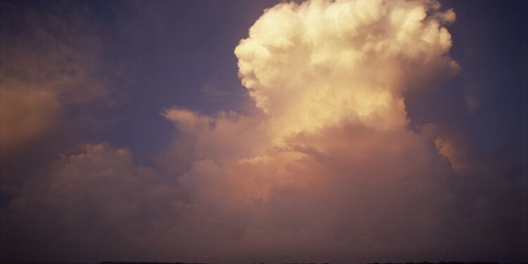 Sot dhe nesër zhvillime lokale konvektive!