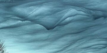 Shfaqje spektakolare dhe surreale e vranësirave “Asperatus”!