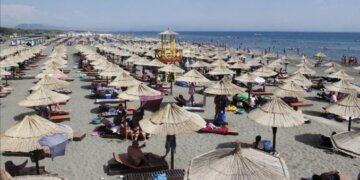 Sa do kushtojë një pushim në bregdetin malazez për familje 4 anëtarëshe