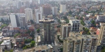 Paralajmërohet rënie ‘e lehtë’ e çmimit të banesave në Kosovë