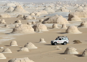 Arkeologët zbulojnë tre kampe spektakolare në shkretëtirën arabe që mund të ndryshojnë historinë