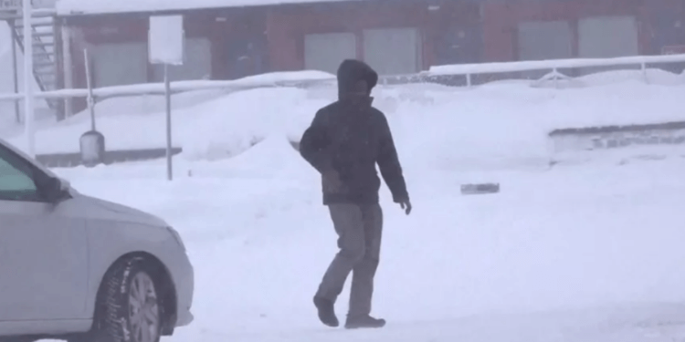 Orteqet shkaktojnë kaos në shtetin nordik, katër të vdekur