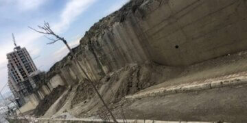 Rrëshqitje e dheut në Veternik, Komuna e Prishtinës thotë se është kompetencë e Ministrisë së Infrastukturës (FOTO)