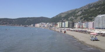 Ishte duke kaluar pushimet në Shëngjin, vdes papritmas në hotel 46-vjeçarja nga Kosova