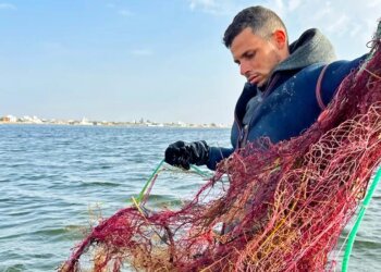 Peshkatari tunizian gjen në rrjetë trupin e një foshnje