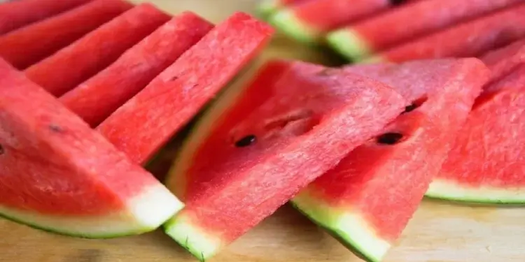 Njihuni me përfitimet magjike shëndetësore të farave të shalqirit!