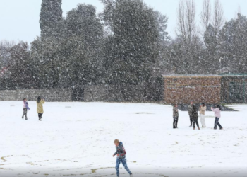 Vendi ku dje ra borë për herë të parë pas 11 vitesh
