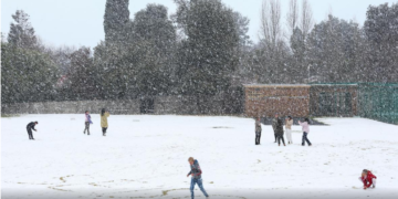 Vendi ku dje ra borë për herë të parë pas 11 vitesh