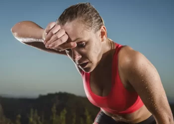 Çfarë ndodh me trupin tonë në nxehtësi ekstreme?