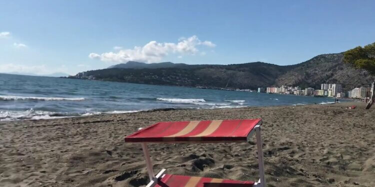 Kullat e vrojtimit bosh në Shëngjin/ Pushuesja nga Kosova rrezikon jetën, rasti i tretë brenda javës!