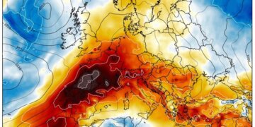 Vazhdon vapa e fortë verore