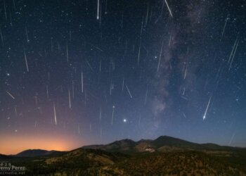 Shiu i meteorëve Perseids arrin pikun në mes të gushtit, premtohet spektakël