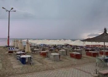 Paralajmërimi për përmbytje në Shqipëri, në këto qytete parashihen reshje më të forta