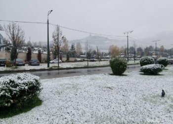 Bora zbardh Sarajevën