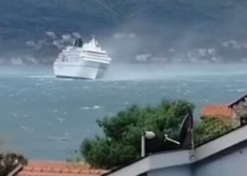 Stuhi në Mal të Zi, era e fortë rrezikon të përmbysë anijen turistike