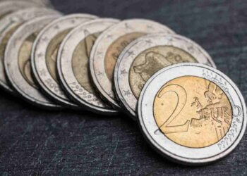 Çfarë të bëni nëse bizneset nuk ua pranojnë 2 euro origjinal?