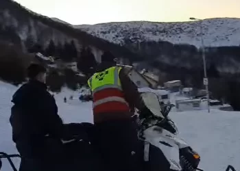 Video/Lëndohen dy persona në qendrën e skijimit në Brezovicë