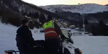 Video/Lëndohen dy persona në qendrën e skijimit në Brezovicë