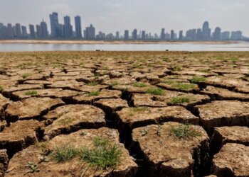 Vendi më i ndotur në botë përjetoi vitin më të nxehtë në 2023! Moti ekstrem u shoqërua me përmbytje vdekjeprurëse