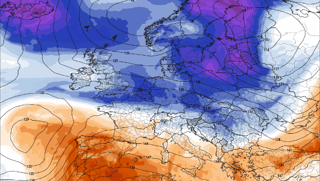 Moti javor, javë me oscilacione të mëdha të temperaturave!