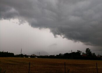 Moti ekstrem godet Italinë, alarm i kuq në Veneto!