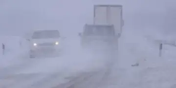 Norvegjia përgatitet për stuhinë më të fuqishme në 30 vitet e fundit