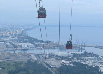 Rrëzohet teleferiku në Antalia gjatë natës, 1 i vdekur dhe 184 të persona të bllokuar në ajër