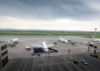 Moti i ligë, disa fluturime u anuluan nga Aeroporti i Prishtinës