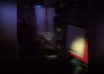 Reshjet e shiut në Prishtinë, autobusi mbeti i bllokuar në ujë -15 udhëtarë u evakuuan