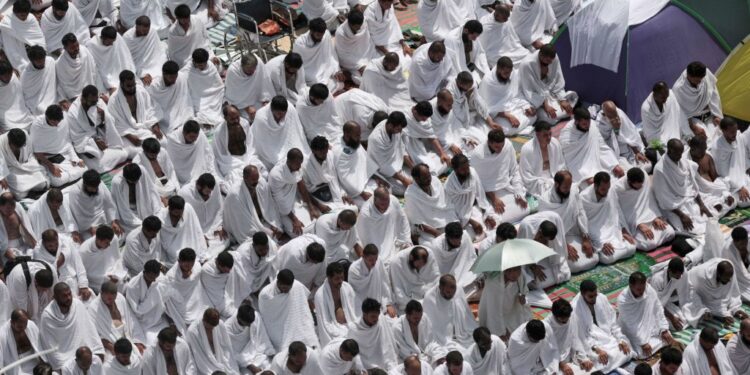 Rritet numri i haxhinjve të vdekur në Mekë, zhduken dhjetëra të tjerë!!