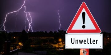 Rreziku nga stuhitë: Aeroporti i Gjenevës në “alarm të kuq”