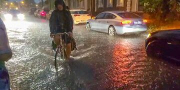 Stuhitë e shiut mbërthejnë Gjermaninë dhe disa shtete të tjera evropiane – kolaps në trafik